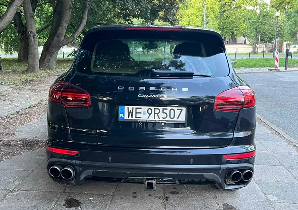 Porsche Cayenne cena 134000 przebieg: 235000, rok produkcji 2014 z Warszawa małe 191